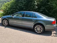 Gebraucht VW Phaeton 241 PS (177 kW) 2004 Grau Limousine