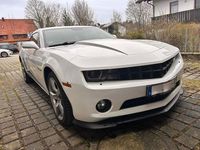 Gebraucht Chevrolet Camaro 305 PS (224 kW) 2010 Weiß Coupé