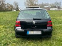 Gebraucht VW Golf IV 75 PS (55 kW) 2000 Schwarz Kleinwagen
