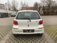 Gebraucht Toyota Yaris 68 PS (50 kW) 2003 Weiß Limousine