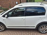 Gebraucht VW cross up! 75 PS (55 kW) 2015 Weiß Kleinwagen