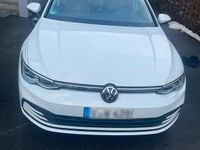 Gebraucht VW Golf VIII 150 PS (110 kW) 2023 Weiß Limousine
