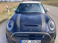 Gebraucht Mini Cooper SE Resolute Edition 135 kW (184 PS) 2023 Schwarz Kleinwagen