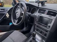 Gebraucht VW Golf VII Trendline 110 PS (80 kW) 2016 Schwarz Kombi