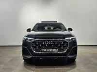 Używany Audi Q8 Ambiente 286 KM (210 kW) 2024 Czarny SUV