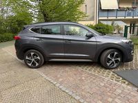 Gebraucht Hyundai Tucson Premium 177 PS (130 kW) 2017 Grau SUV