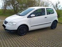 Gebraucht VW Fox Style 54 PS (39 kW) 2005 Weiß Kleinwagen
