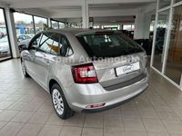 Gebraucht Skoda Rapid Active 95 PS (69 kW) 2018 Beige Kombi