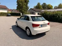 Gebraucht Audi A1 Ambition 85 PS (62 kW) 2011 Weiß Kleinwagen