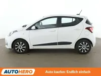 Gebraucht Hyundai i10 Trend 67 PS (49 kW) 2018 Polar white Kleinwagen