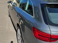 Gebraucht Audi A4 Comfort 150 PS (110 kW) 2016 Grau Kombi