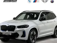 Gebraucht BMW iX3 Impressive 210 kW (286 PS) 2022 Mineralweiß SUV