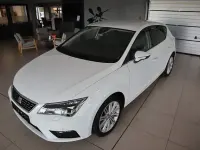 Używany Seat Leon XCELLENCE 125 KM (91 kW) 2017 Biały Sedan/Limuzyna