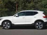 Gebraucht Volvo XC40 Core 163 PS (119 kW) 2024 Weiß SUV