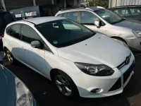Gebraucht Ford Focus Champions Edition 150 PS (110 kW) 2012 Weiß Limousine