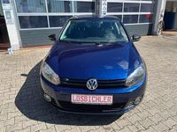 Gebraucht VW Golf VII Match 105 PS (77 kW) 2012 Blau Limousine