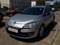Gebraucht Renault Mégane III 101 PS (74 kW) 2012 Silber Limousine