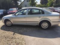 Gebraucht Skoda Superb Elegance 131 PS (96 kW) 2002 Silber Limousine