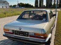 Gebraucht BMW 518 90 PS (66 kW) 1983 Beige Limousine