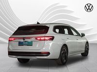 Gebraucht VW Passat Elegance 150 PS (110 kW) 2024 Weiß (pure white) Kombi