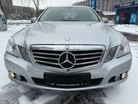 Gebraucht Mercedes E200 Elegance 136 PS (100 kW) 2009 Silber Limousine