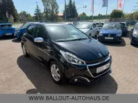 Gebraucht Peugeot 208 Style 82 PS (60 kW) 2018 Schwarz Kleinwagen