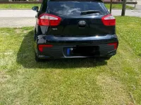 Gebraucht Kia Rio 84 PS (61 kW) 2015 Schwarz Limousine