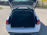 Gebraucht Mercedes C300e 231 PS (169 kW) 2015 Weiß Kombi
