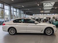 Gebraucht BMW 530 Luxury Line 265 PS (194 kW) 2020 Weiss Limousine