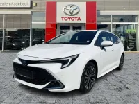 Gebraucht Toyota Corolla Team 140 PS (102 kW) 2023 Super white 2 Kombi