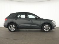 Gebraucht Audi Q3 Basis 150 PS (110 kW) 2023 Nanograu SUV