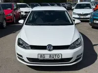 Gebraucht VW Golf VII 125 PS (91 kW) 2016 Weiß Limousine