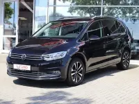 Gebraucht VW Touran Highline 150 PS (110 kW) 2021 Deepe black perleffekt Van / Kleinbus