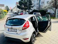 Gebraucht Ford Fiesta Ambiente 60 PS (44 kW) 2010 Kleinwagen