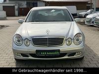 Gebraucht Mercedes E220 150 PS (110 kW) 2002 Silber Limousine