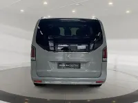 Gebraucht Mercedes V250 Style 190 PS (139 kW) 2025 Alpingrau Van / Kleinbus