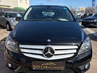 Gebraucht Mercedes B200 136 PS (100 kW) 2016 Schwarz Van / Kleinbus
