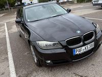 Gebraucht BMW 318 143 PS (105 kW) 2012 Kombi