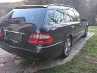 Gebraucht Mercedes E320 204 PS (150 kW) 2004 Schwarz Kombi