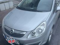 Gebraucht Opel Corsa Sport 80 PS (58 kW) 2009 Silber Limousine