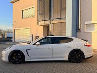 Gebraucht Porsche Panamera 250 PS (183 kW) 2011 Weiß Kleinwagen