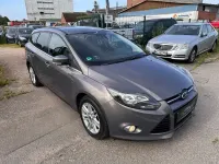 Gebraucht Ford Focus 125 PS (91 kW) 2014 Braun Limousine