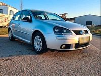 Gebraucht VW Golf V 140 PS (102 kW) 2004 Silber Kleinwagen