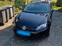 Gebraucht VW Golf VII 105 PS (77 kW) 2013 Schwarz Kombi