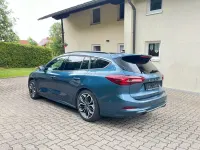 Gebraucht Ford Focus ST-Line X 155 PS (114 kW) 2025 Chrome blau (metallic) Kombi