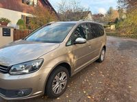 Gebraucht VW Touran 140 PS (102 kW) 2014 Gold Van / Kleinbus