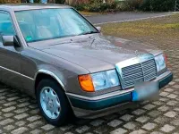 Gebraucht Mercedes E230 132 PS (97 kW) 1991 Braun Limousine