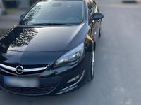 Gebraucht Opel Astra 165 PS (121 kW) 2013 Schwarz Kombi
