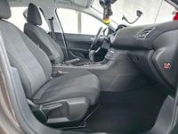 Gebraucht Peugeot 308 Active 102 PS (75 kW) 2015 Grau Limousine