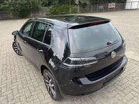 Gebraucht VW Golf VII Cup 86 PS (63 kW) 2015 Ebenholzschwarz Limousine
